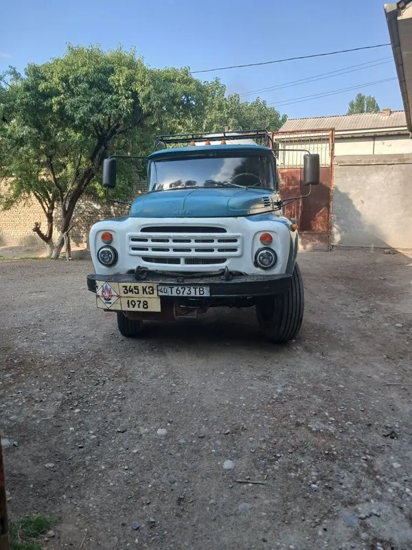 Zil 130 gazavoz sotiladi 3 Zil 130 gazavoz sotiladi 3