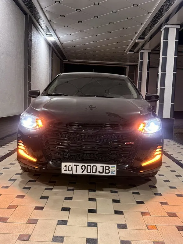 Chevrolet Onix 2024 LTZ avtomat