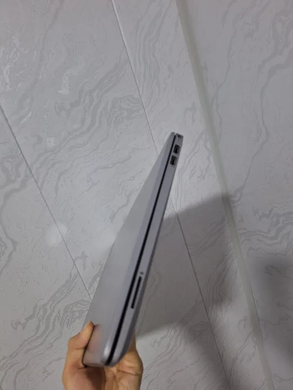 ноутбук HP 250 G9 3