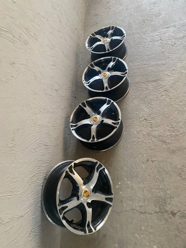 Diska 13 razmer xolati orta