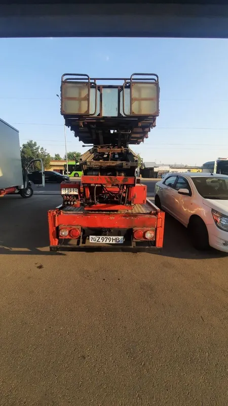Kia Bongo: avtolift Yili:2016 8-etajgacha chiqa oladi Holati:yaxshi 1 Kia Bongo: avtolift Yili:2016 8-etajgacha chiqa oladi Holati:yaxshi 1