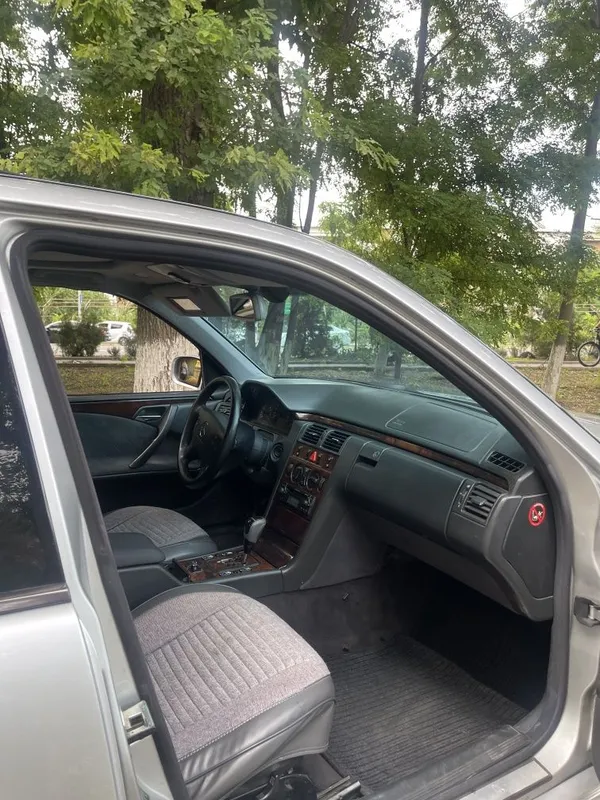 Mercedes Benz w210 3.2 2