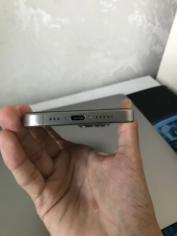 iPhone 15 pro 128 gb 80% 5 iPhone 15 pro 128 gb 80% 5