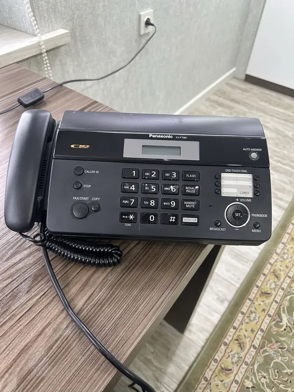 Факс от Panasonic KX-FT981CX 1