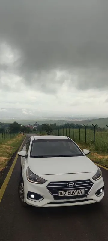 Hyundai accent xolati ideal 1