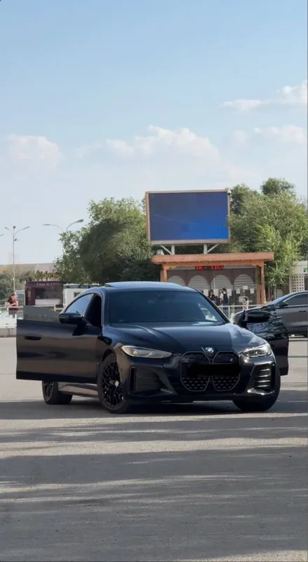 Bmw i4 40 L sotiladi 2