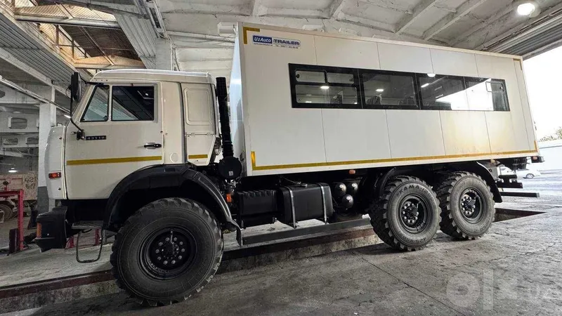 KamAZ 6×6 shassisi bazasidagi navbatchi avtobus 2 KamAZ 6×6 shassisi bazasidagi navbatchi avtobus 2