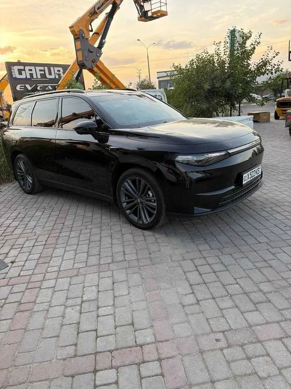 Leapmotor C16 срочно своя 1 Leapmotor C16 срочно своя 1