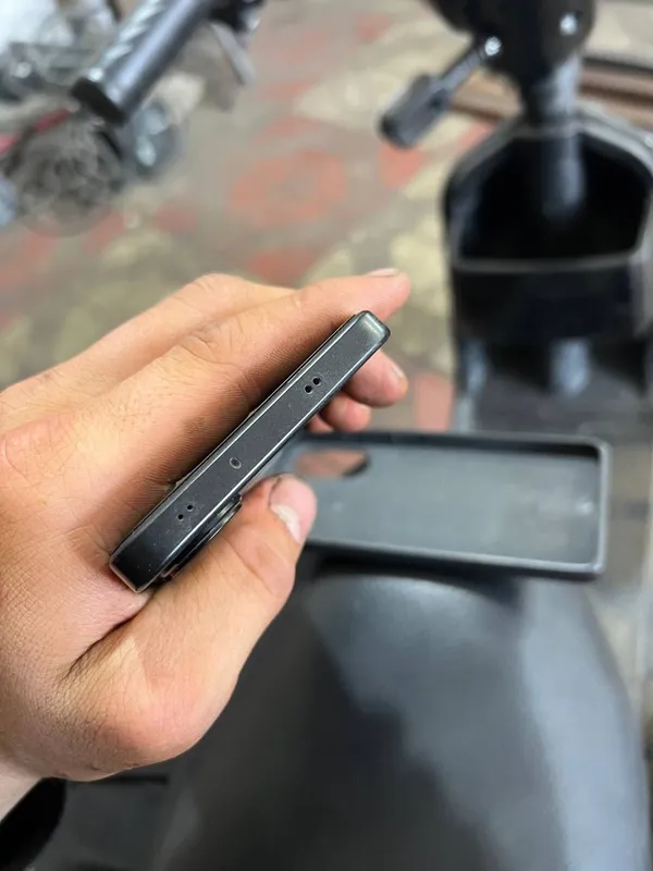 Poco x7 pro 12/256 4 Poco x7 pro 12/256 4