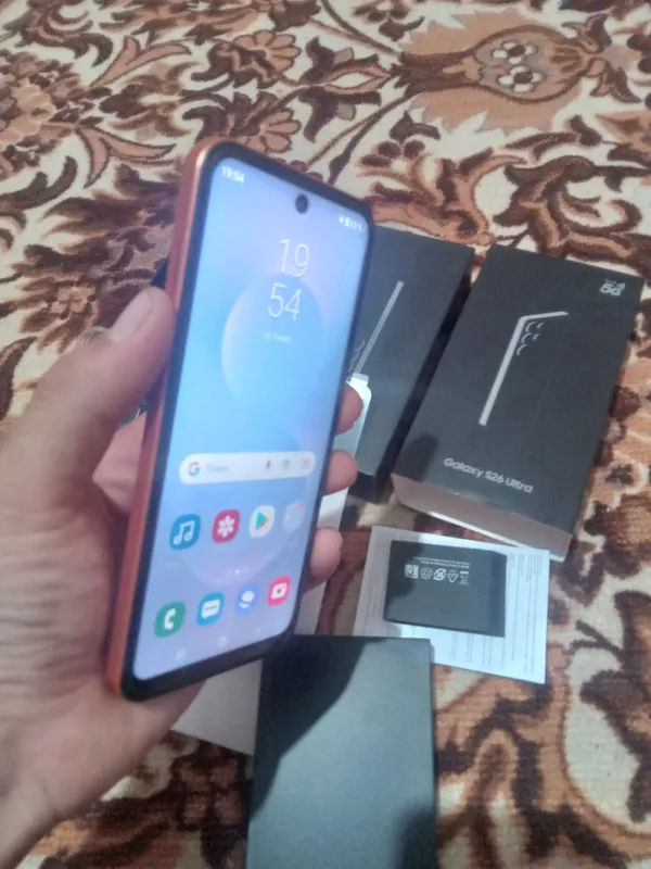 samsung 26 ultira 512 hotira idayal 3kun ishlagan 4