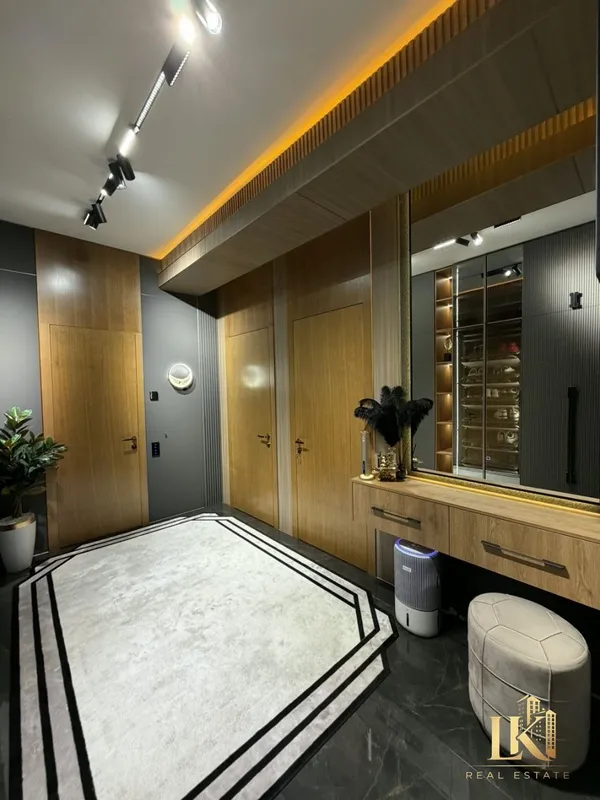 Продаётся 3-комнатная квартира в ЖК Yunusabad Residence (Юнусабад) 8 Продаётся 3-комнатная квартира в ЖК Yunusabad Residence (Юнусабад) 8