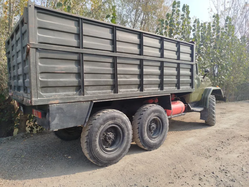 Zil 131 yili 1985 naxadu holatda — фото 1