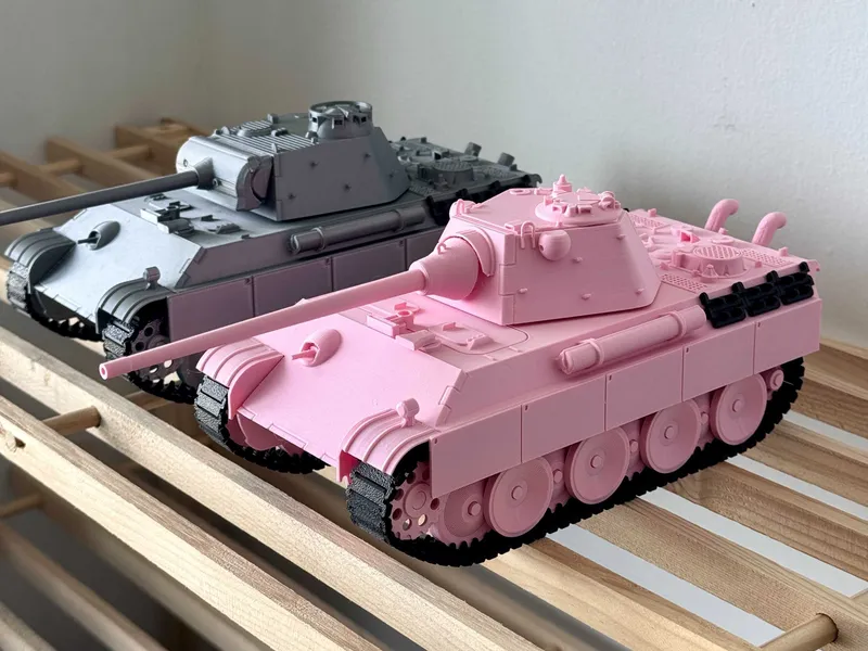 Розовая пантера: Panther F Medium Tank Pz Kpfw V Ausf.F Масштаб 1:35 — фото 1