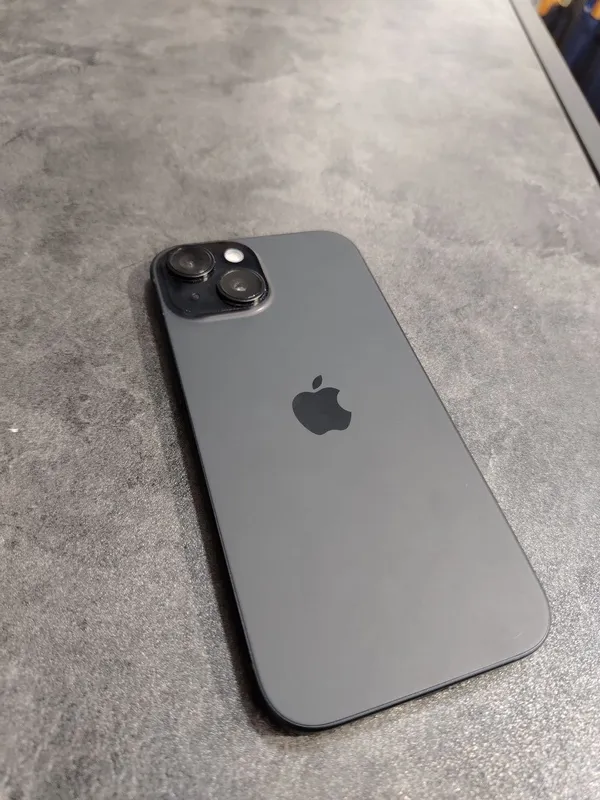 Iphone 15 128 g holati ideal