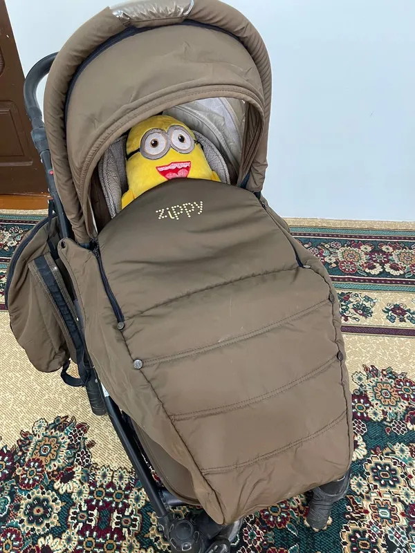 продается Коляска zippy трансформер — фото 7