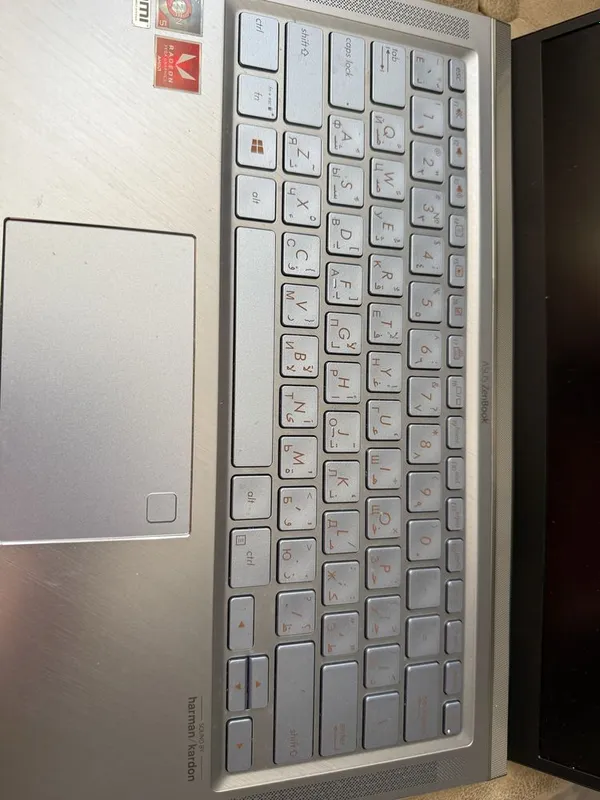 Ноутбук ASUS Zenbook — фото 3
