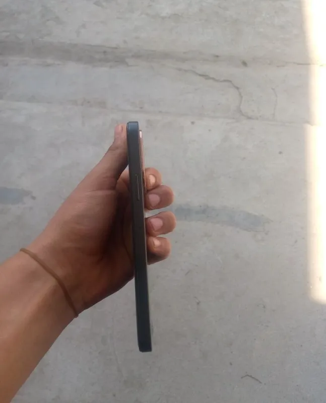 Honor X6C в идеальном состоянии, срочно продаётся 4 Honor X6C в идеальном состоянии, срочно продаётся 4