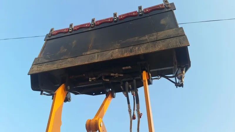 погрузчик 0.8 кублик 6 погрузчик 0.8 кублик 6