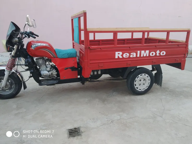 Real moto sotiladi Real moto sotiladi