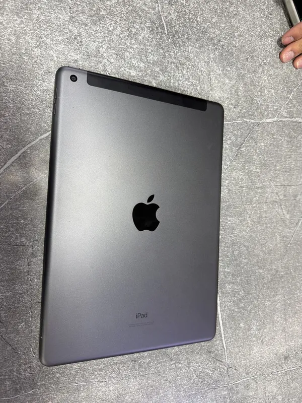 iPad 8-avlod 2 iPad 8-avlod 2