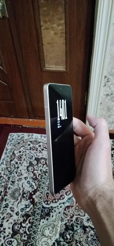 Poco F7 Ultra 12/256 6 Poco F7 Ultra 12/256 6