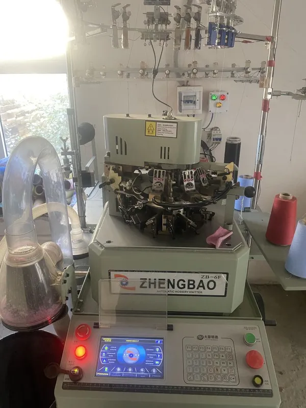 ZHENGBAO-6F paypoq ishlab chiqaradigan stanok! Yili 2024 6 oy ishlagan 2 ZHENGBAO-6F paypoq ishlab chiqaradigan stanok! Yili 2024 6 oy ishlagan 2