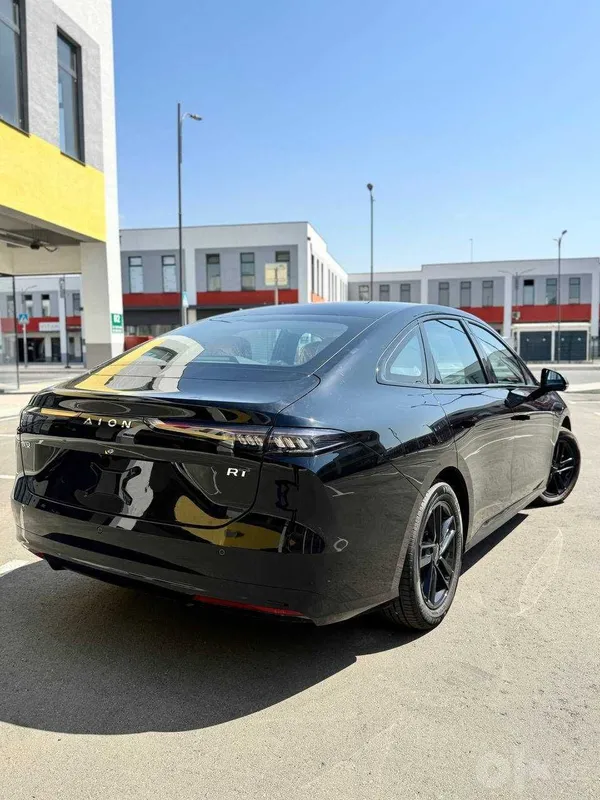 Электромобиль Gac Aion RT 4 Электромобиль Gac Aion RT 4