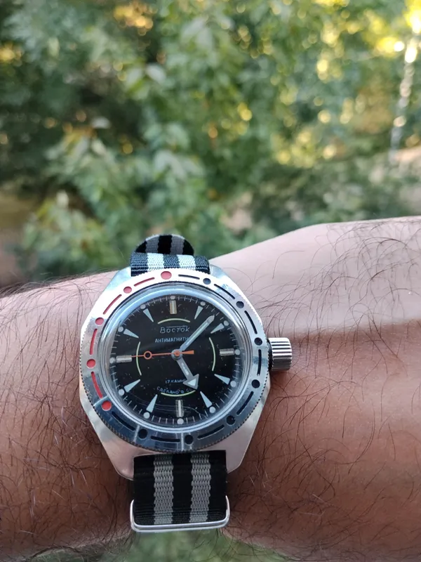 Vostok Amphibia antimagnetik. 2 Vostok Amphibia antimagnetik. 2