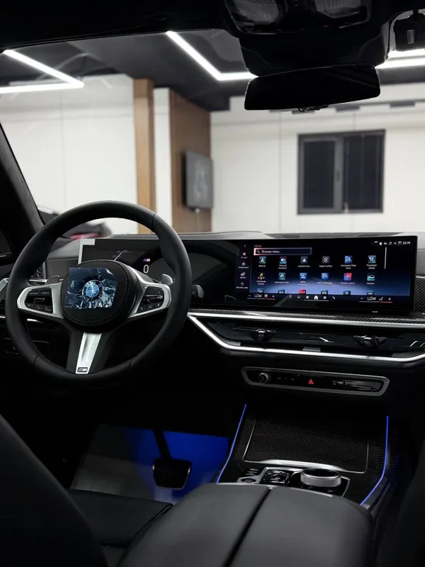 BMW X7 xDrive 40i 8 BMW X7 xDrive 40i 8