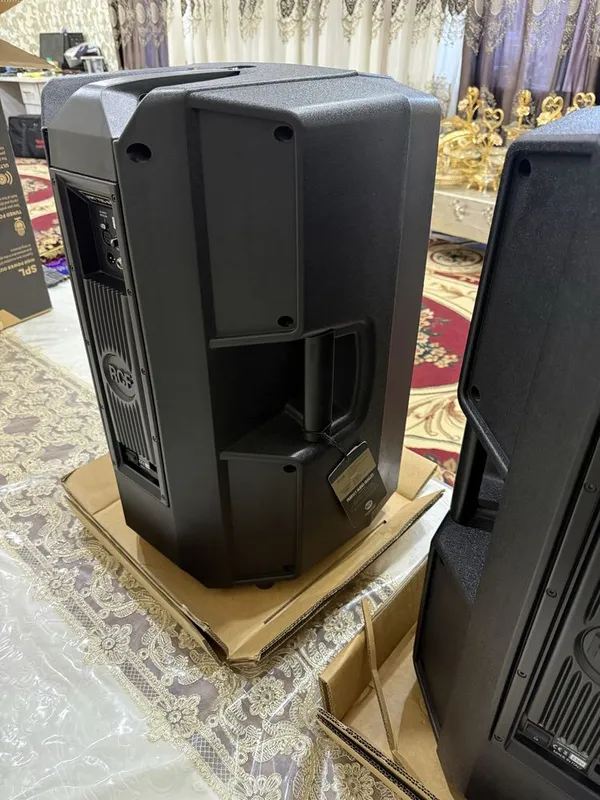 Kalonka RCF ART 735 4 MK 1400wat active Made in Italy — фото 3