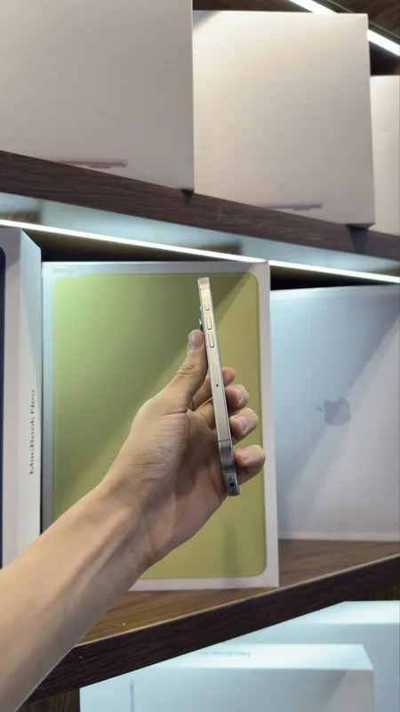 iphone 15 pro naxtka 3