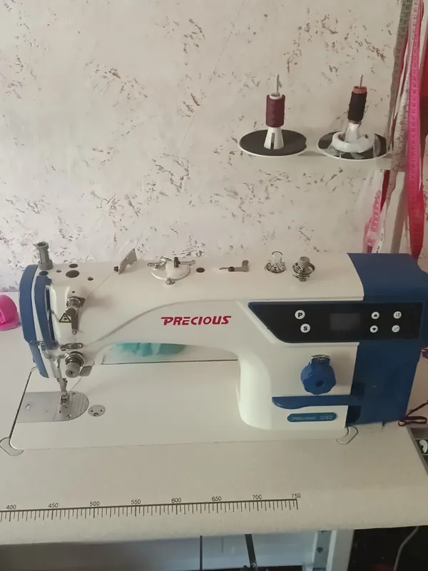 tikuv mashinasi, holati yangi. Narxi 2.800 ming.