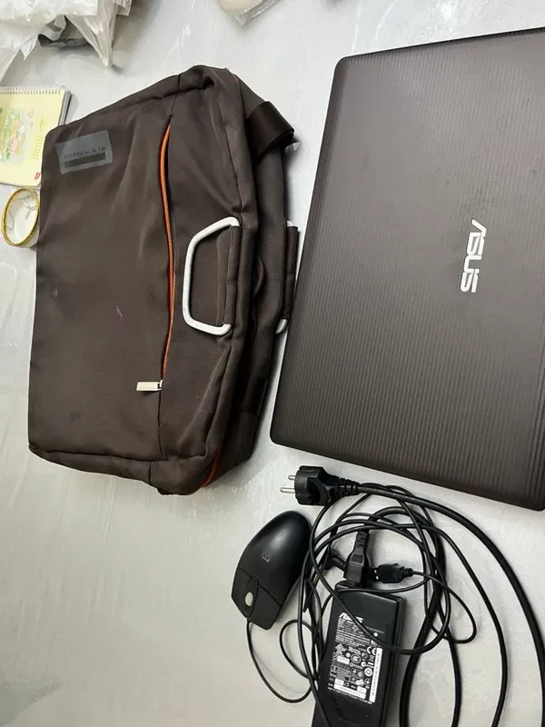 Asus noutbuk sotiladi mishka sumkalari bn 1