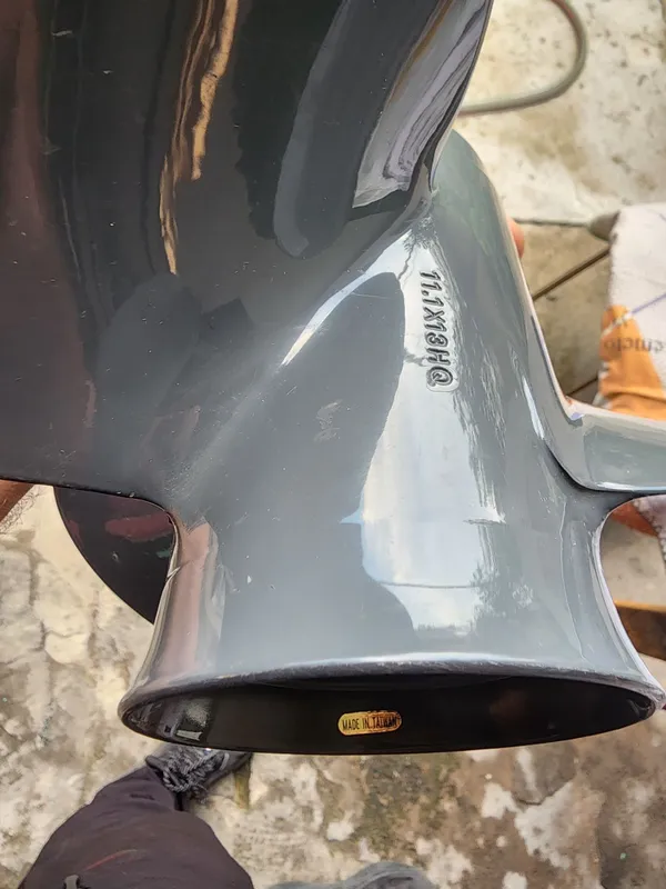 Винт лодочный Honda 4 Винт лодочный Honda 4