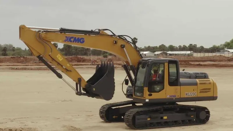XCMG XE220C гидравлический гусеничный экскаватор. 1,2