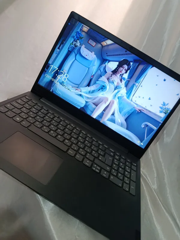 Lenovo V 15 iiL
