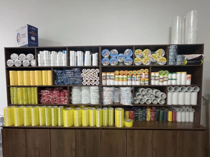 Скотч, клейкая лента, молярный скотч, стрич, изолента по низкой цене 1 Скотч, клейкая лента, молярный скотч, стрич, изолента по низкой цене 1