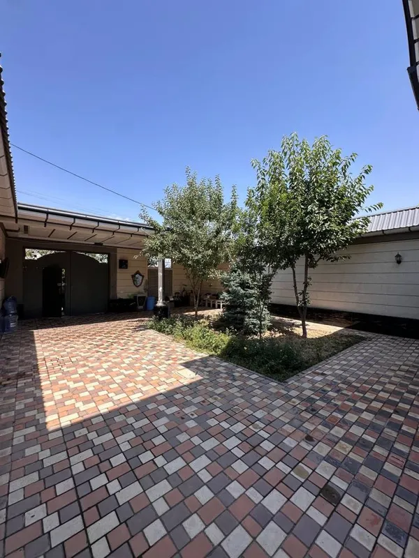 Ipatekaga Sergeli Xonobod Sultonobod 2 sotix 5 xona + padval 2