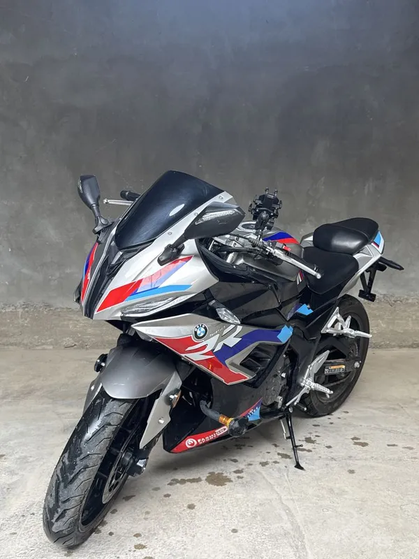 Moto Guzzi sotiladi 3 Moto Guzzi sotiladi 3