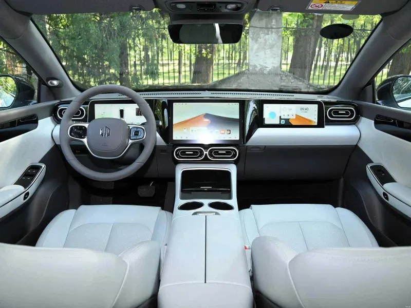 leapmotor c01 comfort 525 naqd va halol nasiya — фото 2