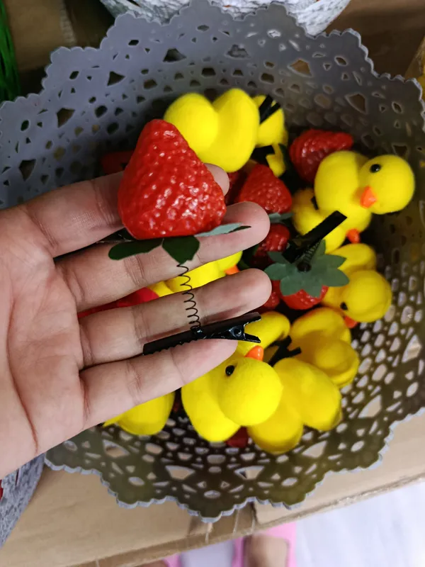 Продаются заколки для девушек 3