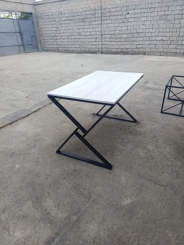 Стол Piramida loft 9