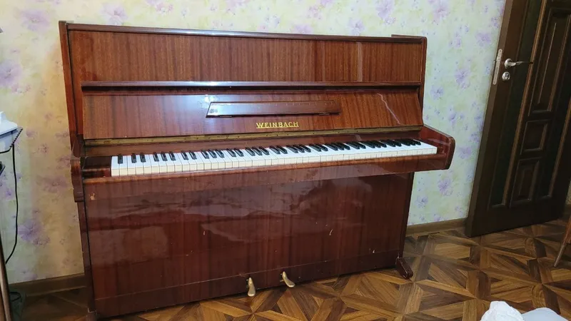 Продаётся пианино Weinbach в отличном состоянии