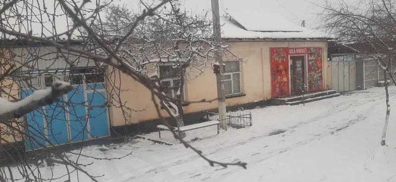 Уй сотилади 2,5 сотик, 3 хона