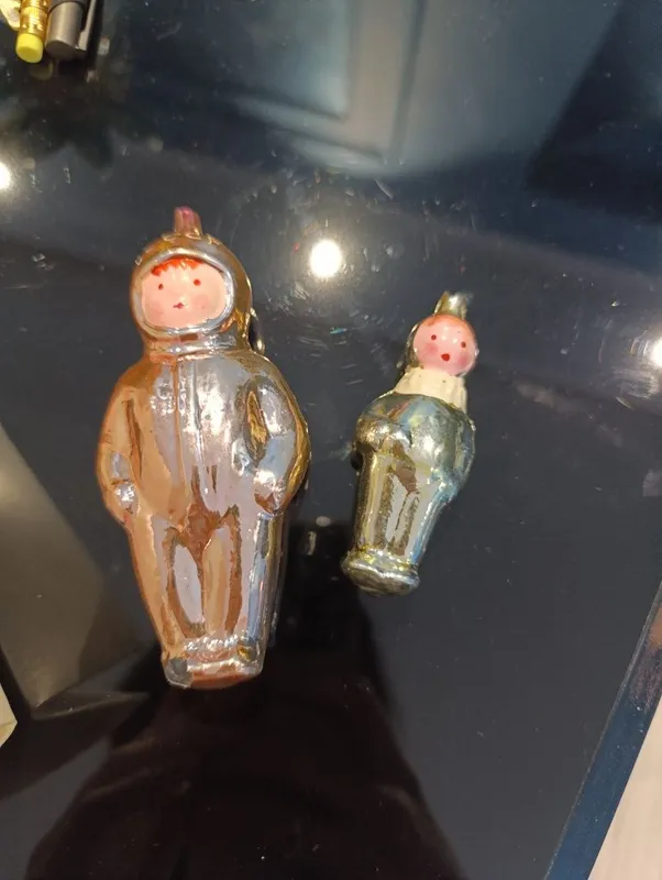 Старинные новогодние игрушки космонавты и клоун с дудочкой на прищепке — фото 5 Старинные новогодние игрушки космонавты и клоун с дудочкой на прищепке — фото 5