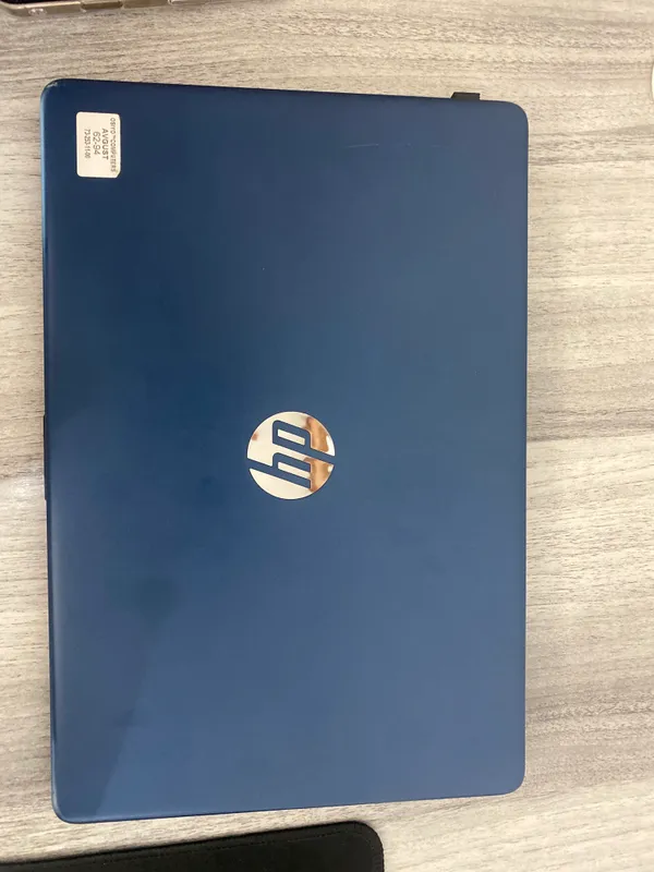 Noutbuk HP Laptop 15-ef2xxx — фото 2