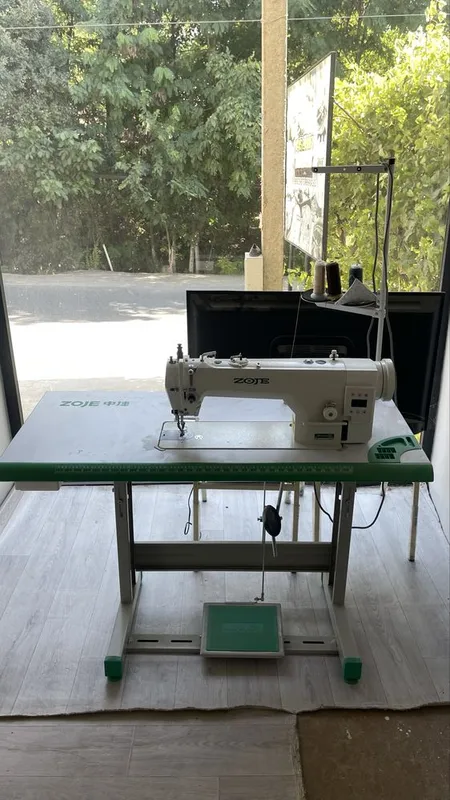 Tikuv mashinasi mebel uchun sotiladi 1 Tikuv mashinasi mebel uchun sotiladi 1