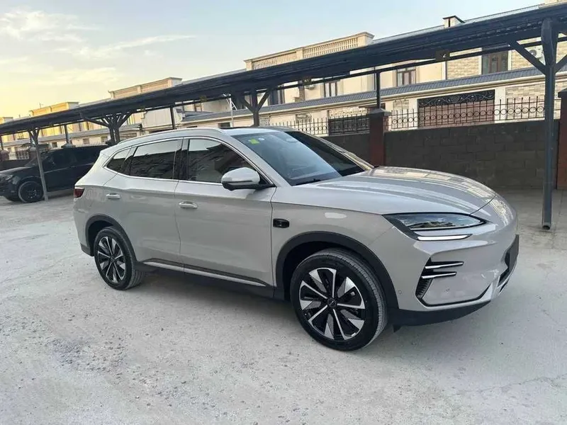 BYD Song Plus Champion hybrid naxt + halol nasiya 1 BYD Song Plus Champion hybrid naxt + halol nasiya 1