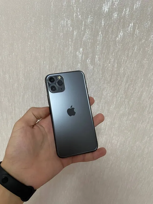 iPhone 11 Pro 1 iPhone 11 Pro 1