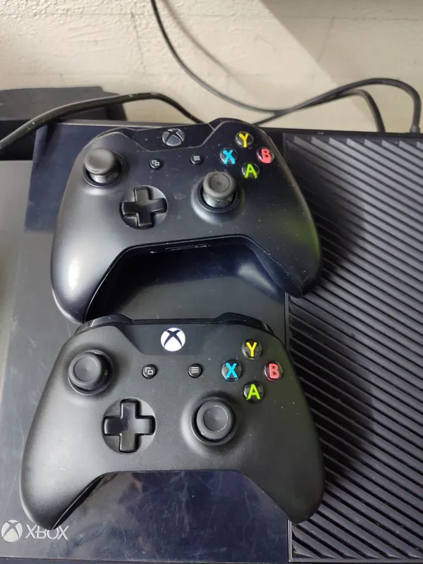 Xbox one в хорошем состоянии — фото 1